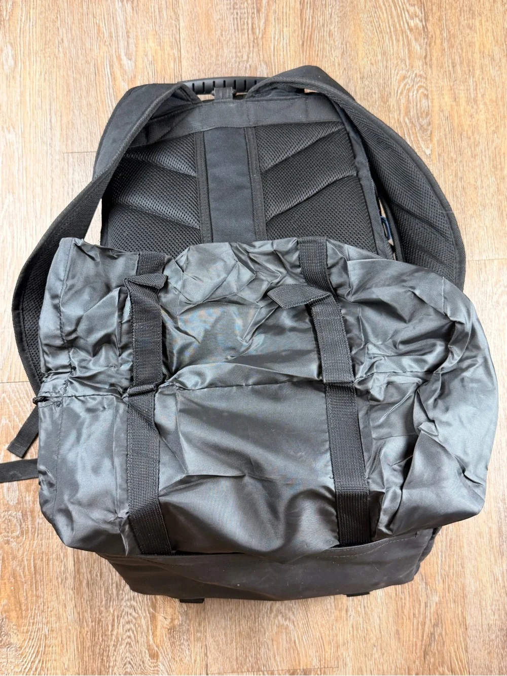 Trailkicker 35L XL Black Basketball Backpack Shoe Ball Laptop Compartments